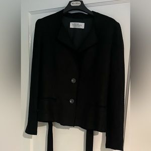 Max Mara belted linen blazer
